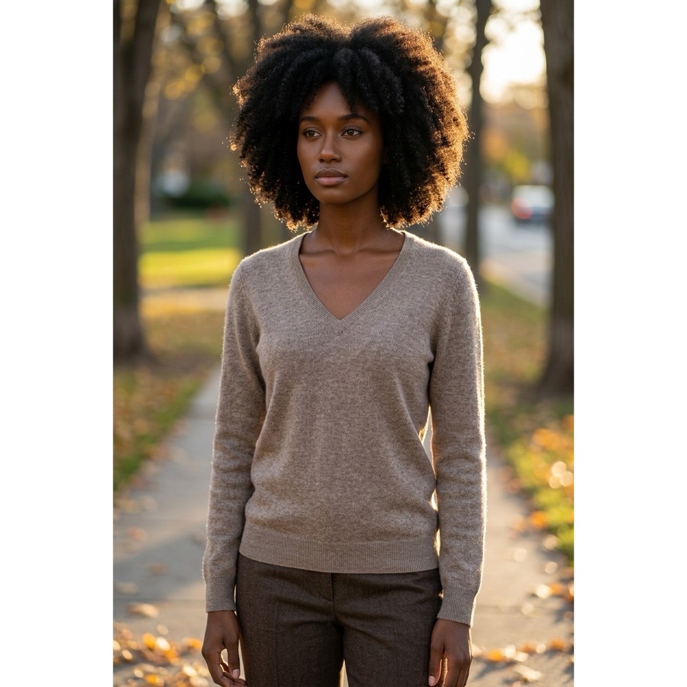 C by Bloomingdale's Women Taupe Brown 100% Cashmere V-Neck Sweater Size S